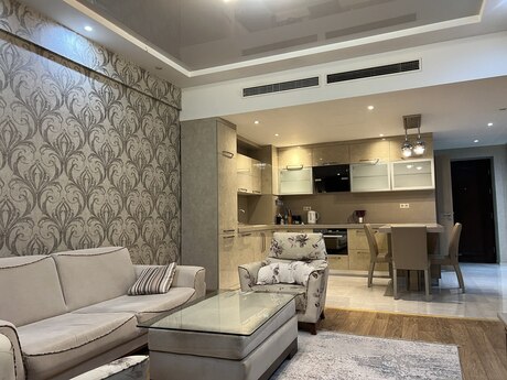 2-room new-build apartment for rent in Port Baku Residence, 90 m², 2 800 AZN/mo, photo 4 / 11