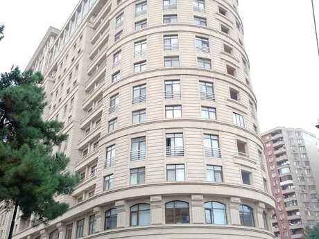 5 otaq · 330 m² · 9/12 mərtəbə, Nizami