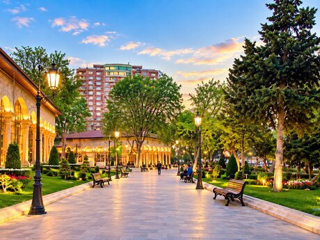 Elan №6530359 - Bakı, Nizami m., 3 otaqlı, 145 m², 3/16 mərtəbə