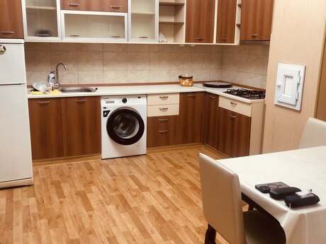 2-room new-build apartment for rent in Nizami, 55 m², 850 AZN/mo, photo 5 / 10