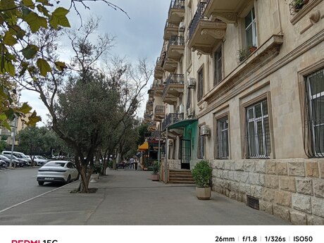Elmlər Akademiyasında 2 otaqlı köhnə tikili mənzil satılır, 70 m², 210 000 AZN, şəkil 2 / 9