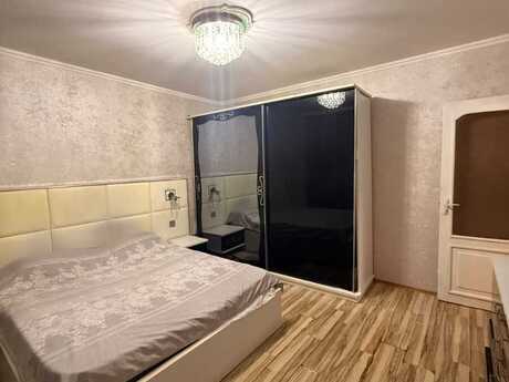 Gənclikdə 3 otaqlı köhnə tikili mənzil kirayə verilir, 82 m², 800 AZN/ay, şəkil 5 / 10