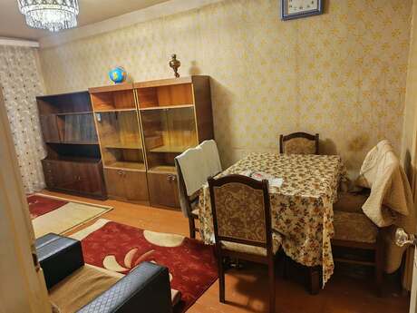Azadlıq Prospektidə 3 otaqlı köhnə tikili mənzil kirayə verilir, 90 m², 650 AZN/ay, şəkil 2 / 12