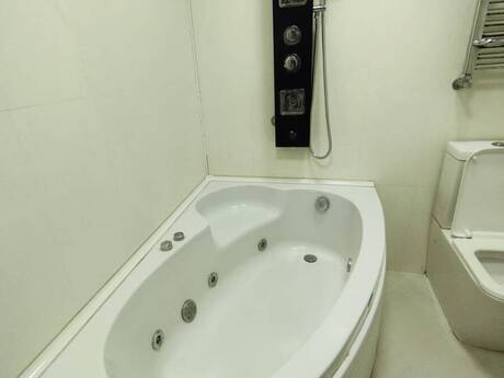 Продаётся 3-комнатная квартира в старом фонде, Sahil, 57 м², 320 000 AZN, фото 3 / 11