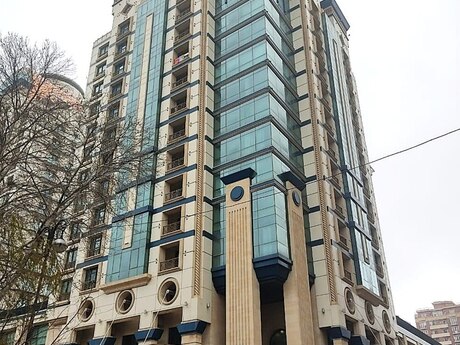 Elan №6530589 - Bakı, 28 May m., 4 otaqlı, 185 m², 12/20 mərtəbə
