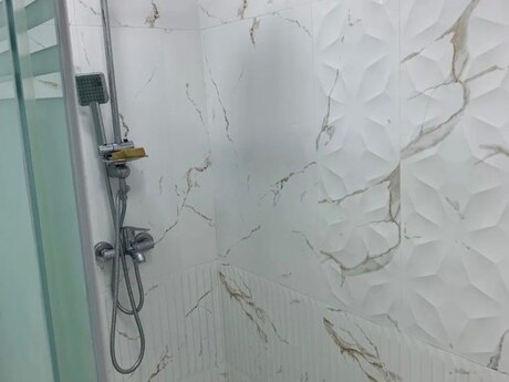 Nəsimidə 4 otaqlı yeni tikili mənzil kirayə verilir, 80 m², 950 AZN/ay, şəkil 5 / 9