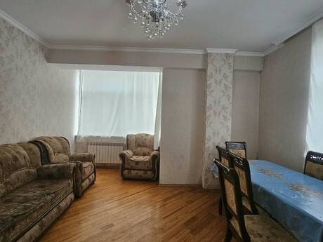 Продаётся 2-комнатная квартира в старом фонде, Masazır, 54 м², 80 000 AZN, фото 2 / 10