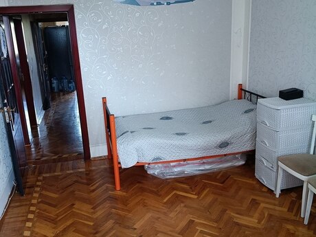 Köhnə Günəşlidə 3 otaqlı köhnə tikili mənzil satılır, 90 m², 203 000 AZN, şəkil 5 / 9