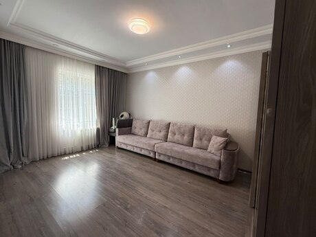Qaraçuxurda 2 otaqlı köhnə tikili mənzil satılır, 52 m², 138 000 AZN, şəkil 3 / 8