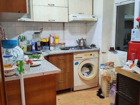 2-room old-build apartment for sale in Elmlər Akademiyası, 45 m², 187 000 AZN, photo 3 / 5