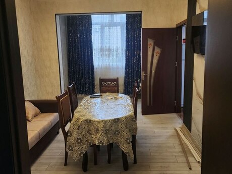 2-room old-build apartment for sale in 20 Yanvar, 60 m², 157 000 AZN, photo 3 / 11
