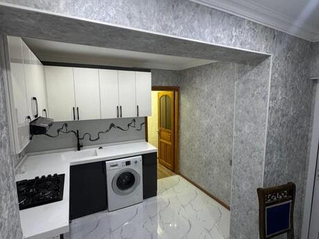 Azadlıq Prospektidə 3 otaqlı köhnə tikili mənzil kirayə verilir, 80 m², 200 AZN/ay, şəkil 2 / 9