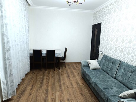 Bakıxanovda 2 otaqlı köhnə tikili mənzil kirayə verilir, 55 m², 600 AZN/ay, şəkil 2 / 12