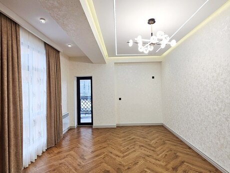 Qara Qarayevdə 4 otaqlı yeni tikili mənzil satılır, 127 m², 430 000 AZN, şəkil 3 / 12