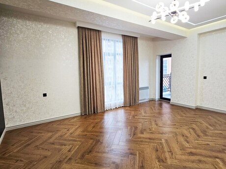 Qara Qarayevdə 4 otaqlı yeni tikili mənzil satılır, 127 m², 430 000 AZN, şəkil 2 / 12