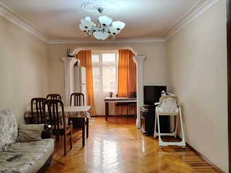 Elan №6531009 - Bakı, Elmlər Akademiyası m., 3 otaqlı, 75 m², 5/5 mərtəbə
