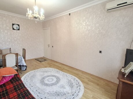 Gənclikdə 3 otaqlı köhnə tikili mənzil satılır, 85 m², 225 000 AZN, şəkil 4 / 12