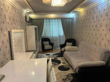 Kosmos kompleksində 3 otaqlı yeni tikili mənzil kirayə verilir, 75 m², 1 000 AZN/ay, şəkil 4 / 12