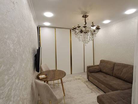 Nizamidə 1 otaqlı köhnə tikili mənzil kirayə verilir, 22 m², 450 AZN/ay, şəkil 3 / 9