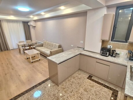 Elan №6531108 - Bakı, Şah İsmayıl Xətai m., 2 otaqlı, 87 m², 13/17 mərtəbə