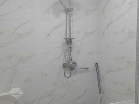 Binəqədidə 3 otaqlı köhnə tikili mənzil satılır, 80 m², 245 000 AZN, şəkil 2 / 8