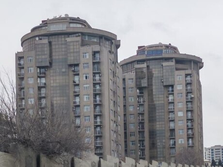 4 rooms · 180 m² · floor 5/17, 28 May