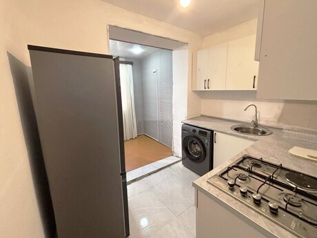 Elmlər Akademiyasında 2 otaqlı köhnə tikili mənzil kirayə verilir, 50 m², 700 AZN/ay, şəkil 5 / 6