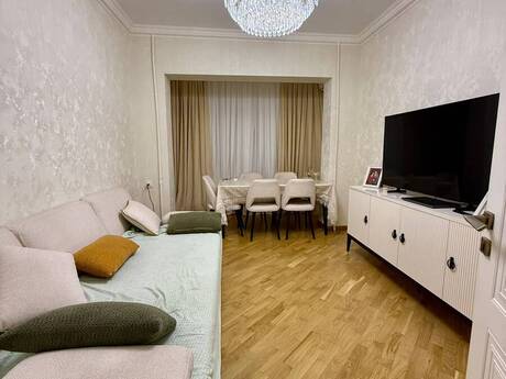Elan №6531161 - Bakı, Memar Əcəmi m., 3 otaqlı, 70 m², 5/9 mərtəbə