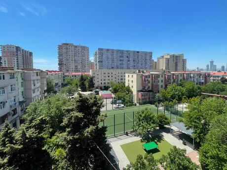 3-room old-build apartment for sale in Qara Qarayev, 60 m², 163 000 AZN, photo 3 / 12