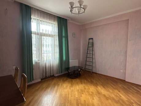 8 Noyabrda 3 otaqlı yeni tikili mənzil satılır, 165 m², 400 000 AZN, şəkil 4 / 8