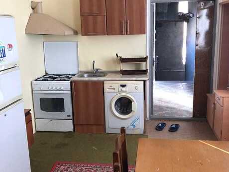 İnşaatçılarda 2 otaqlı köhnə tikili mənzil kirayə verilir, 60 m², 700 AZN/ay, şəkil 2 / 5