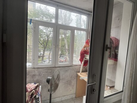 1-room old-build apartment for sale in Avtovağzal, 34 m², 93 000 AZN, photo 3 / 7