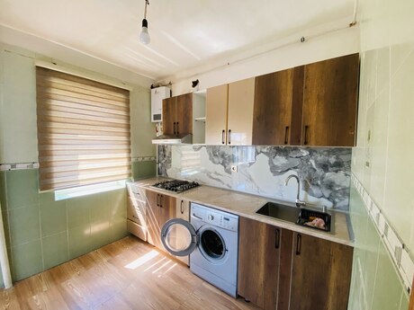 Сдаётся 4-комнатная квартира в старом фонде, Xalqlar Dostluğu, 100 м², 650 AZN/мес, фото 3 / 12