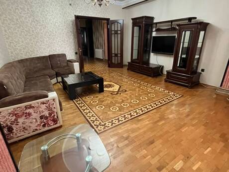 Elan №6531272 - Bakı, Nərimanov r., 3 otaqlı, 130 m², 3/10 mərtəbə