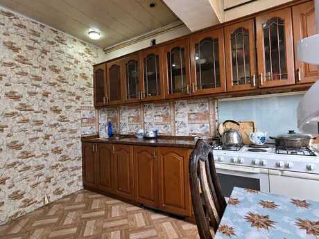 Yasamalda 5 otaqlı köhnə tikili mənzil satılır, 125 m², 195 000 AZN, şəkil 4 / 12