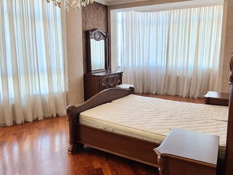 Продаётся 3-комнатная квартира в новостройке, Nəriman Nərimanov, 137 м², 460 000 AZN, фото 3 / 12