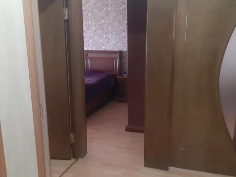 Memar Əcəmidə 4 otaqlı köhnə tikili mənzil satılır, 100 m², 230 000 AZN, şəkil 2 / 12