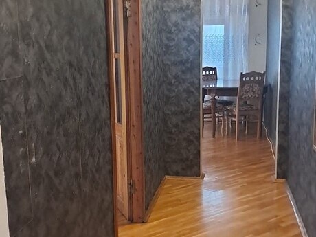 Сдаётся 2-комнатная квартира в старом фонде, Azadlıq Prospekti, 60 м², 700 AZN/мес, фото 4 / 12