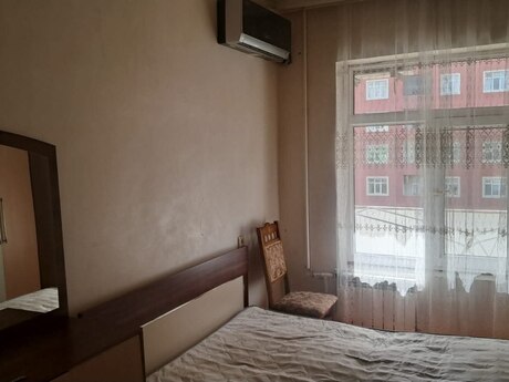 Сдаётся 2-комнатная квартира в старом фонде, Azadlıq Prospekti, 60 м², 700 AZN/мес, фото 5 / 12