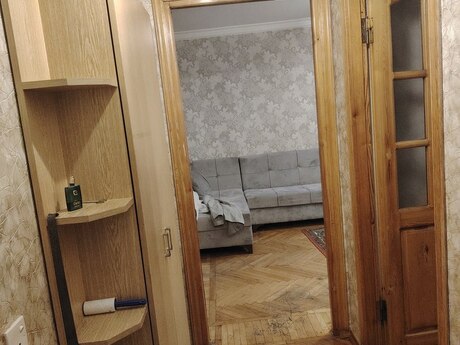 3 otaq · 80 m²