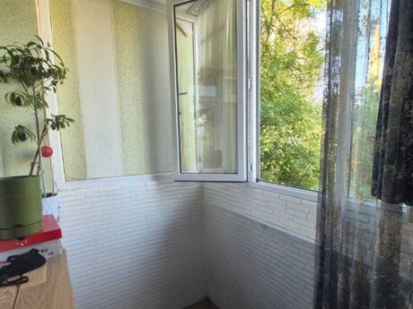 2-room old-build apartment for sale in Elmlər Akademiyası, 55 m², 160 000 AZN, photo 3 / 9