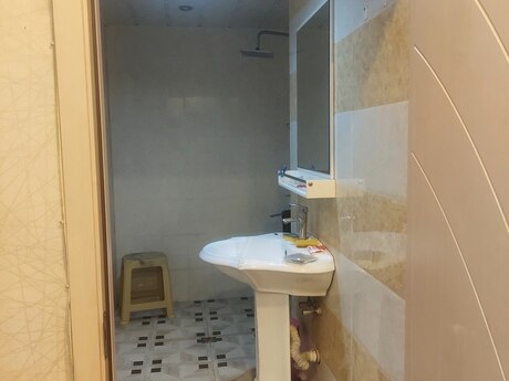3-room new-build apartment for rent in İnşaatçılar, 120 m², 600 AZN/mo, photo 4 / 12