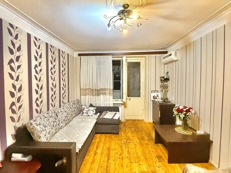2-room old-build apartment for sale in Qara Qarayev, 52 m², 155 000 AZN, photo 4 / 12