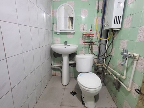 Neftçilərdə 1 otaqlı köhnə tikili mənzil satılır, 40 m², 118 000 AZN, şəkil 4 / 6