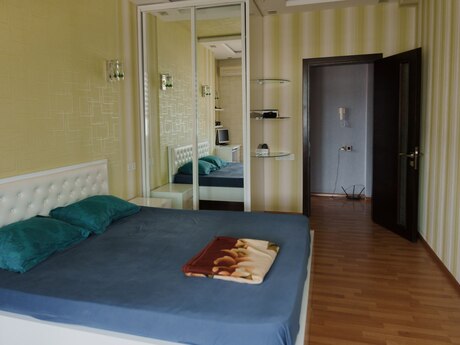 3-room new-build apartment for rent in Şah İsmayıl Xətai, 95 m², 1 000 AZN/mo, photo 5 / 12