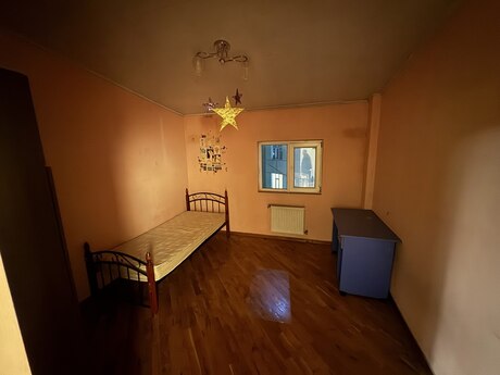 Продаётся 3-комнатная квартира в старом фонде, Səbail, 60 м², 130 000 AZN, фото 3 / 11