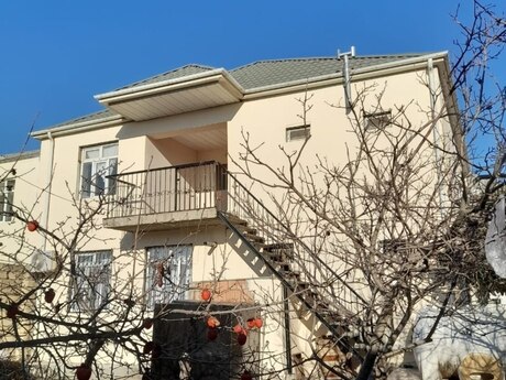 5 otaqlı ev, 240 m², Abşeron, 750 AZN
