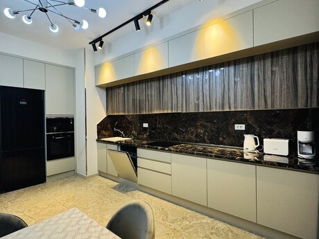 Ağ şəhərdə 2 otaqlı yeni tikili mənzil kirayə verilir, 86 m², 1 700 AZN/ay, şəkil 4 / 12