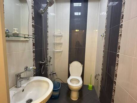 20 Yanvarda 3 otaqlı yeni tikili mənzil kirayə verilir, 100 m², 170 AZN/ay, şəkil 5 / 6