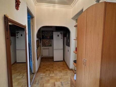 Nərimanovda 3 otaqlı köhnə tikili mənzil satılır, 65 m², 215 000 AZN, şəkil 4 / 12